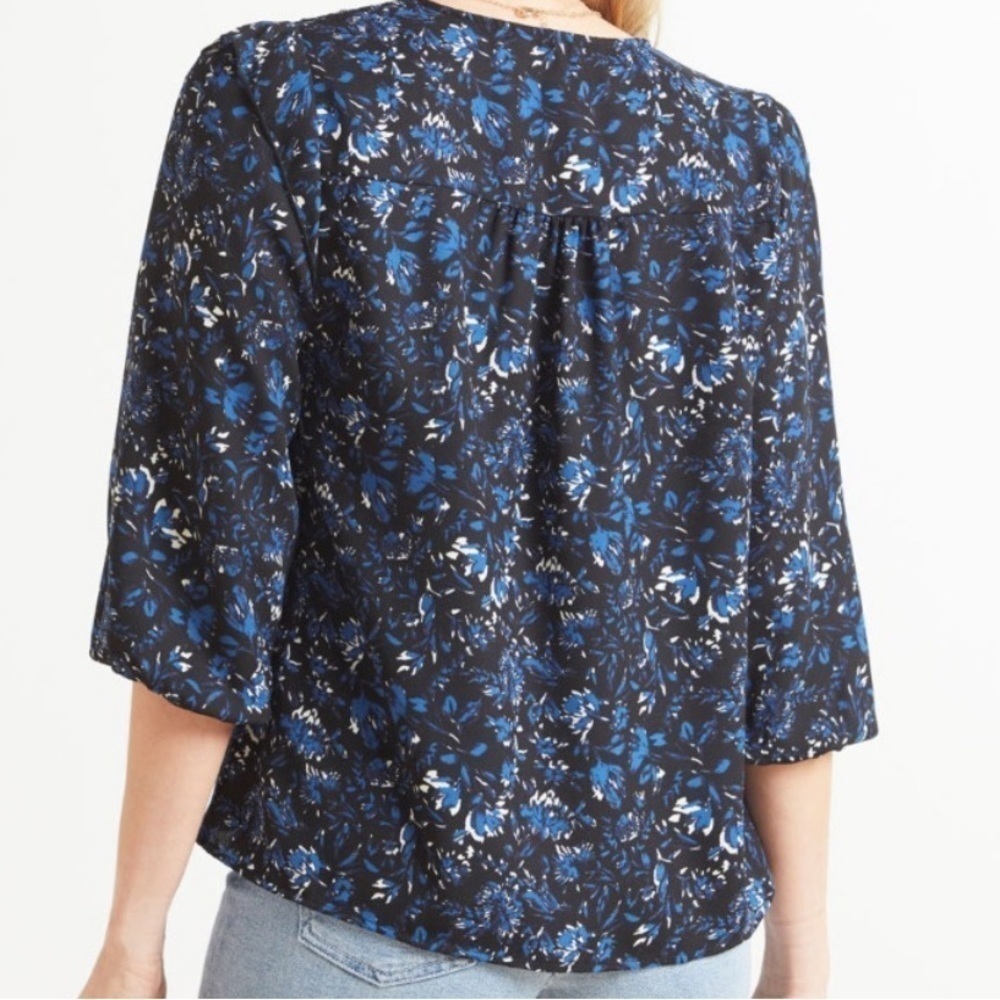 NWT Roan +Ryan blouse Sz m - Picture 3 of 11